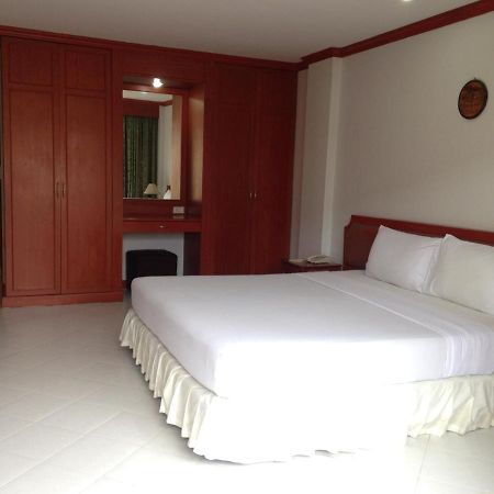 Hotel Lotus House à Jomtien Beach Extérieur photo